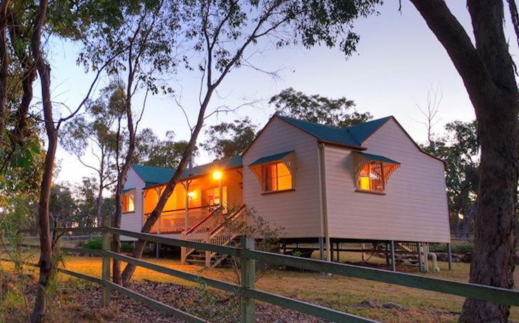 Accommodation Creek Cottages & Sundown View Suites Ballandean Room photo